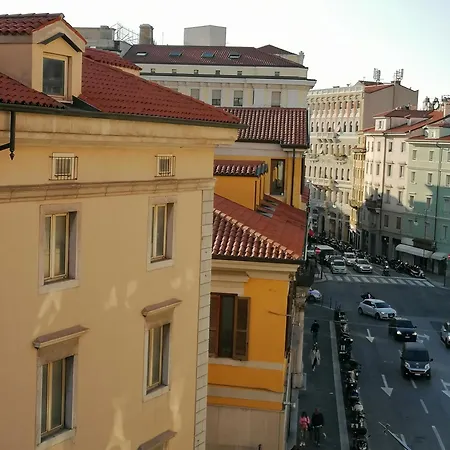 La Fermata Del Viandante