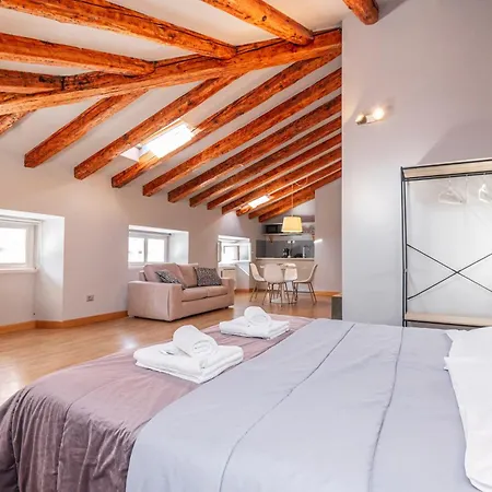 La Fermata Del Viandante * Triëst